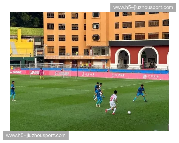 羊城双雄：越秀山的蓝与天河的红，那段被足球点燃的黄金十年